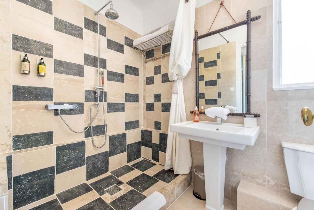 Chambres D'Hotes Astoria Villa กาซีส์ ภายนอก รูปภาพ